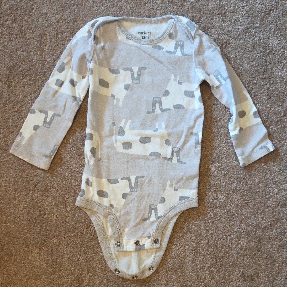 Carter's Long Sleeve Onesie Cow Graphic Size 12 Months